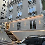 Hotel Queen